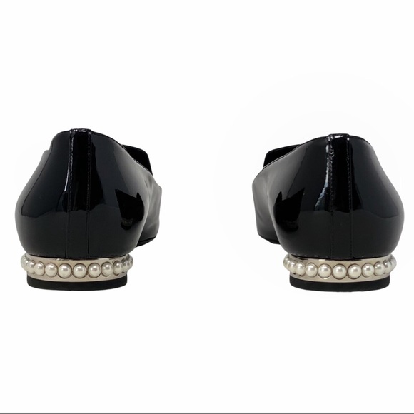 Chanel Patent Pearl Loafers Size 35.5 - Picture 3 of 4